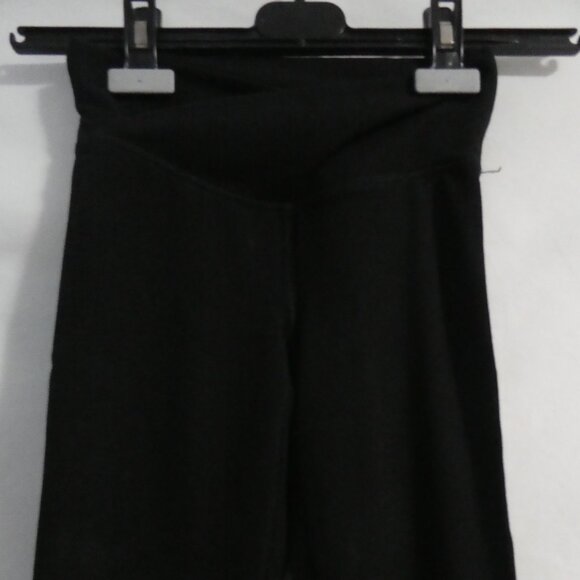OLD NAVY ACTIVE - Powerchill | small 6-7 years | Black Go-Dry Leggings - Picture 6 of 16